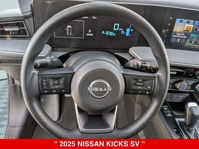 2025 Nissan Kicks SV