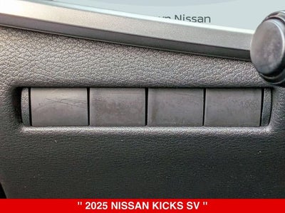 2025 Nissan Kicks SV