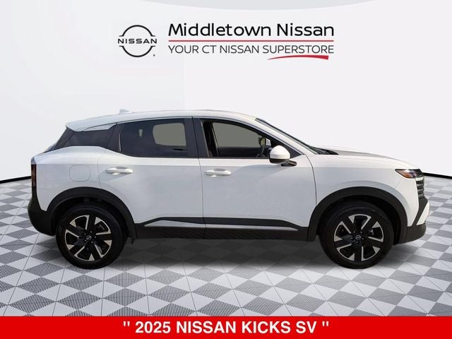 2025 Nissan Kicks SV