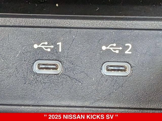2025 Nissan Kicks SV
