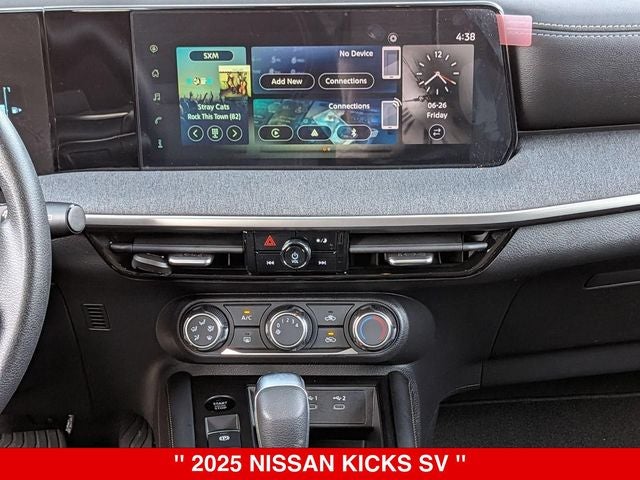 2025 Nissan Kicks SV