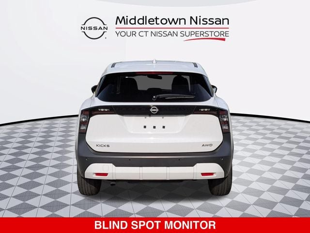 2025 Nissan Kicks SV