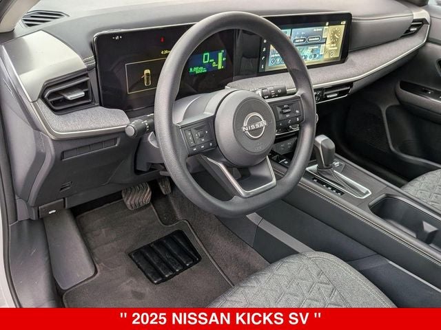 2025 Nissan Kicks SV