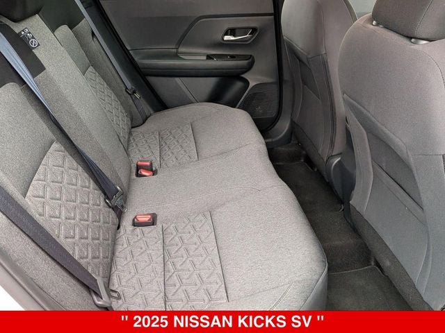 2025 Nissan Kicks SV