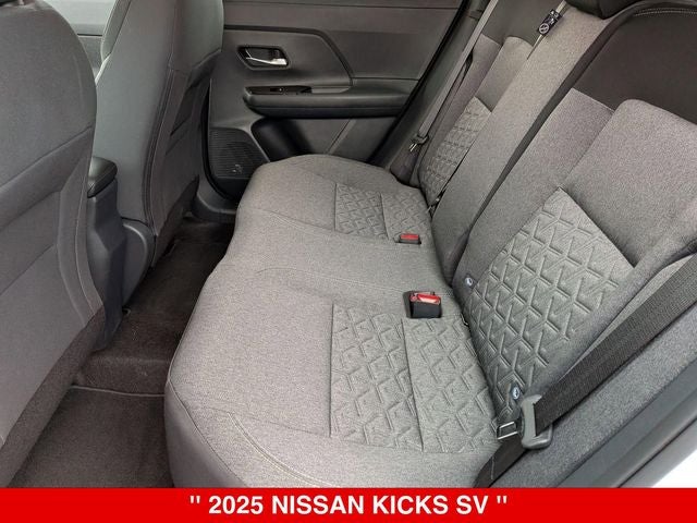 2025 Nissan Kicks SV