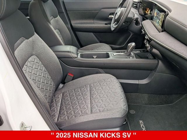 2025 Nissan Kicks SV