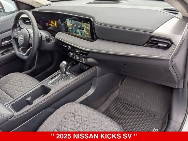2025 Nissan Kicks SV