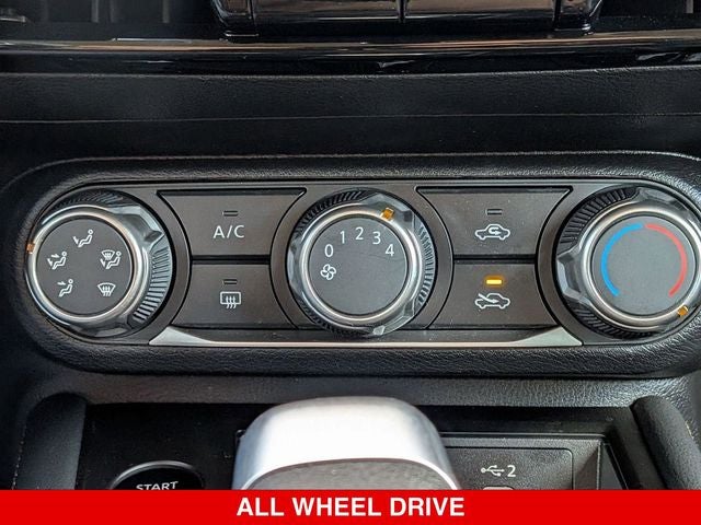 2025 Nissan Kicks SV AWD NISSAN CERTIFIED