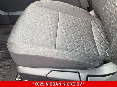 2025 Nissan Kicks SV