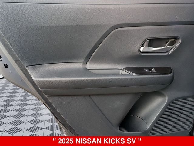 2025 Nissan Kicks SV