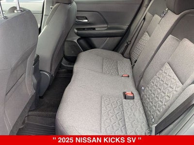 2025 Nissan Kicks SV