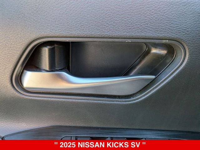 2025 Nissan Kicks SV