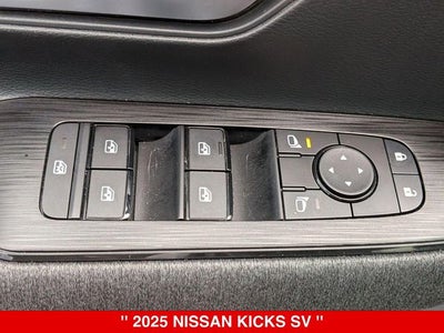 2025 Nissan Kicks SV