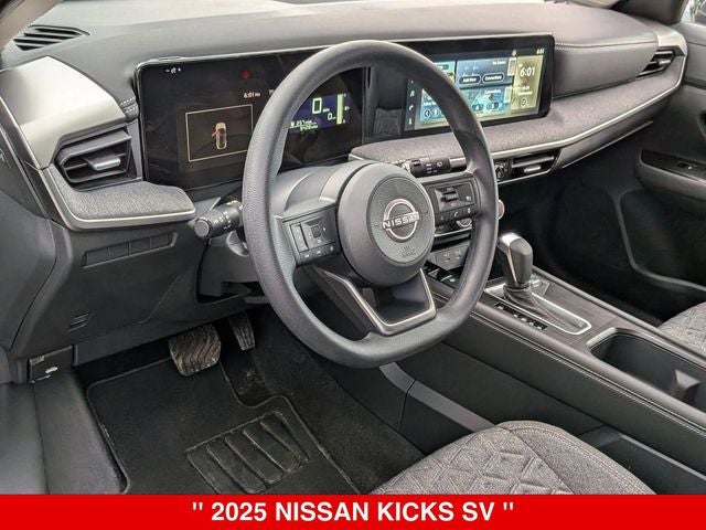 2025 Nissan Kicks SV