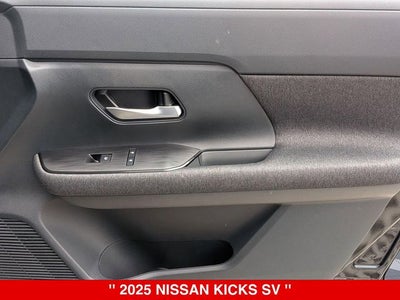 2025 Nissan Kicks SV