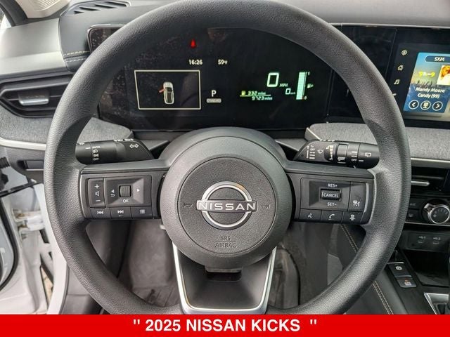 2025 Nissan Kicks Base