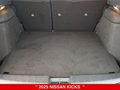 2025 Nissan Kicks Base