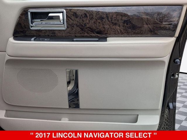 2017 Lincoln Navigator Select