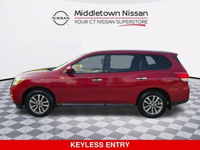 2014 Nissan Pathfinder S
