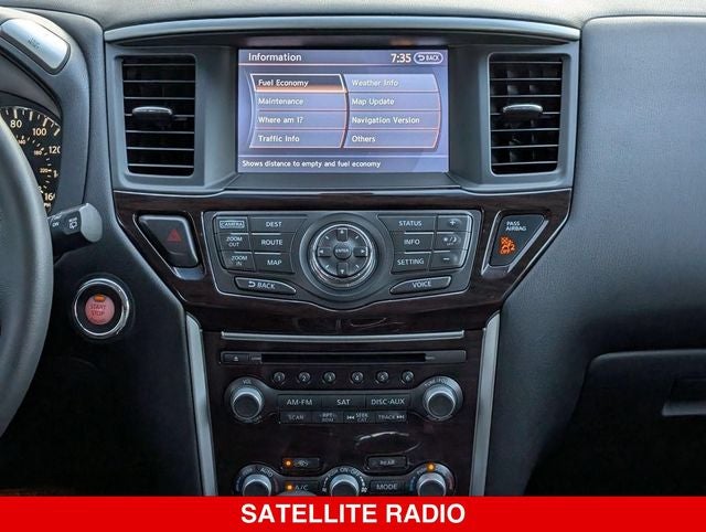 2015 Nissan Pathfinder SL 4WD