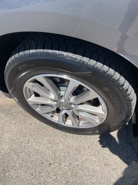 2015 Nissan Pathfinder SV