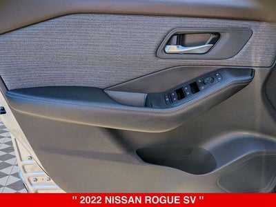 2022 Nissan Rogue SV