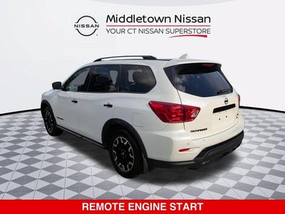 2020 Nissan Pathfinder SL