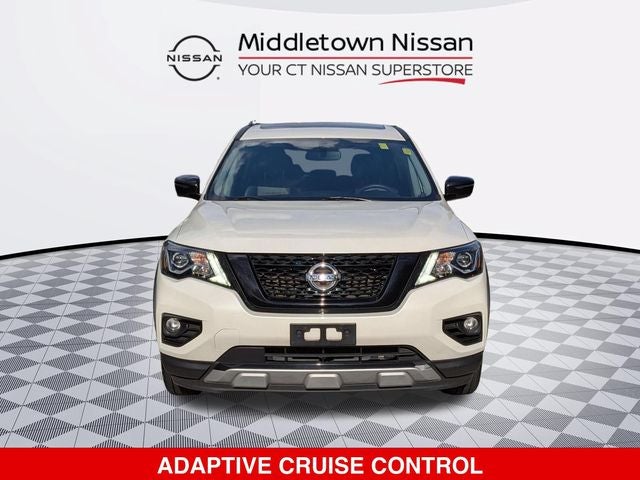 2020 Nissan Pathfinder SL