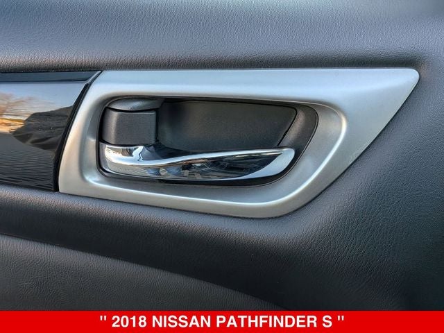 2018 Nissan Pathfinder S