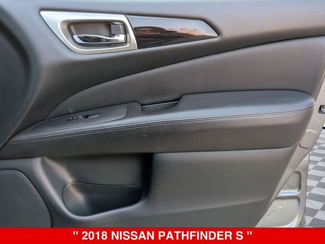 2018 Nissan Pathfinder S