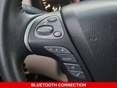 2017 Nissan Pathfinder SL
