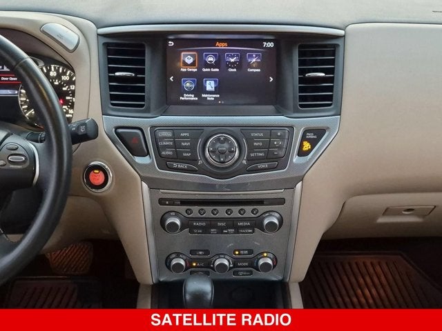 2017 Nissan Pathfinder SL