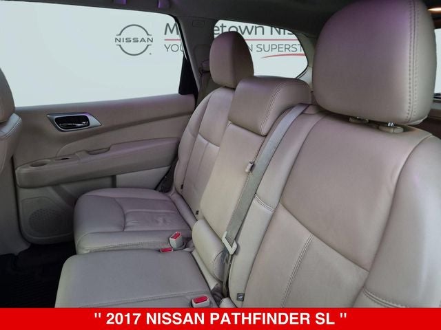 2017 Nissan Pathfinder SL