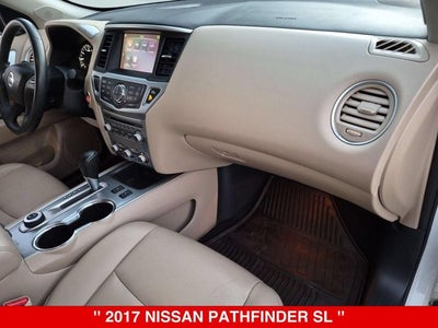 2017 Nissan Pathfinder SL