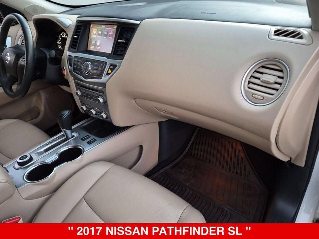 2017 Nissan Pathfinder SL