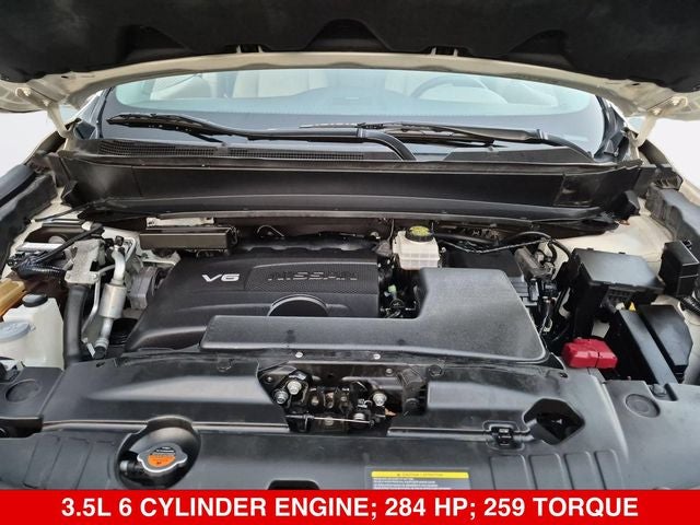 2017 Nissan Pathfinder SL