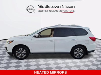 2017 Nissan Pathfinder SL