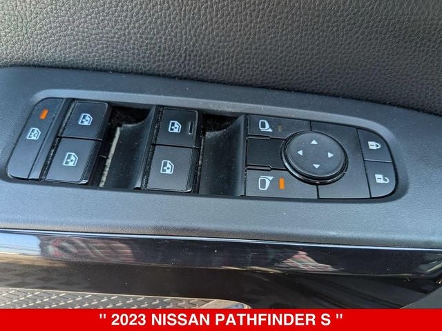 2023 Nissan Pathfinder S
