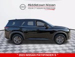 2023 Nissan Pathfinder S