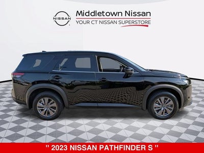 2023 Nissan Pathfinder S