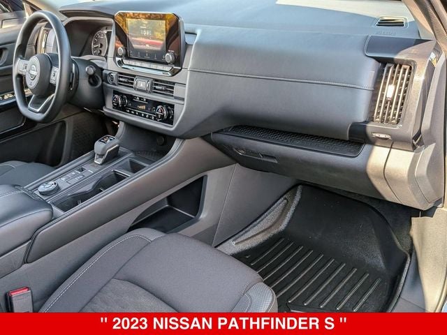 2023 Nissan Pathfinder S