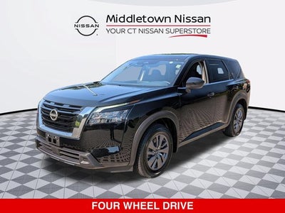 2023 Nissan Pathfinder S