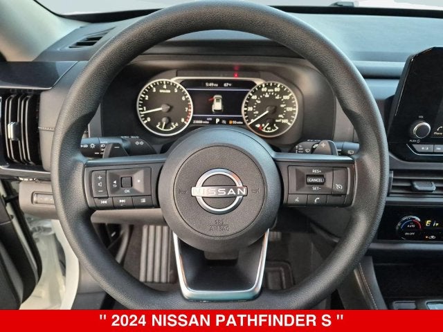 2024 Nissan Pathfinder S