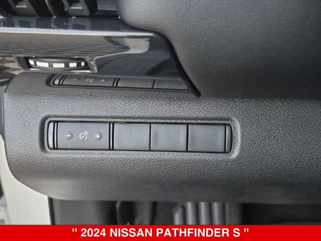 2024 Nissan Pathfinder S