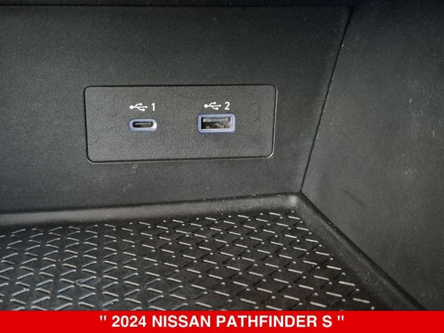 2024 Nissan Pathfinder S