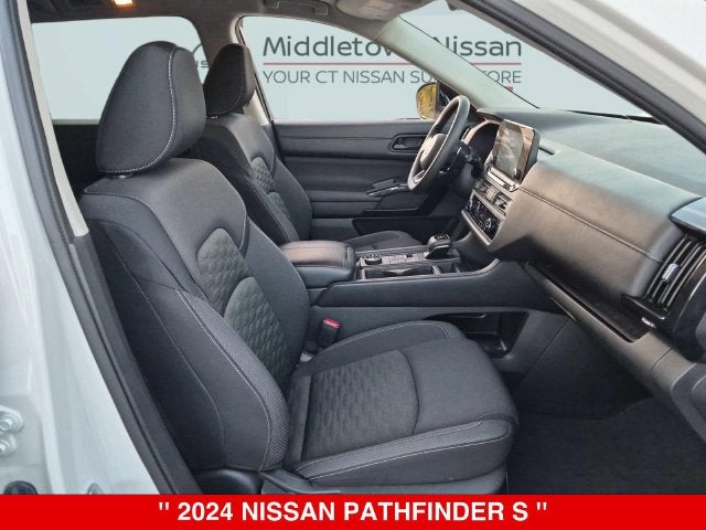 2024 Nissan Pathfinder S