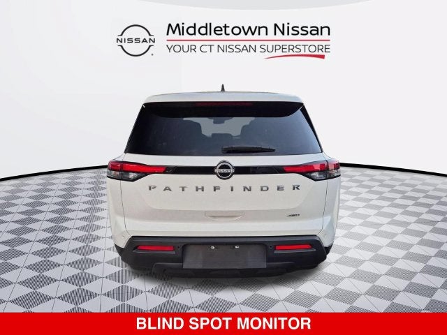 2024 Nissan Pathfinder S