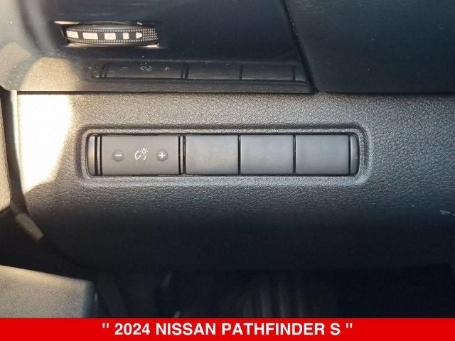 2024 Nissan Pathfinder S