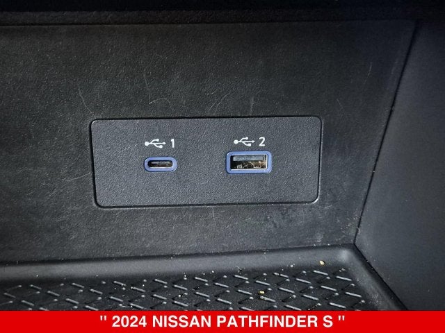 2024 Nissan Pathfinder S