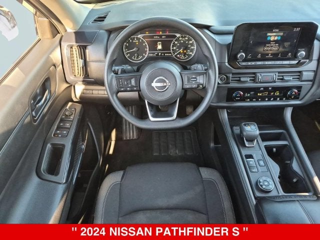 2024 Nissan Pathfinder S